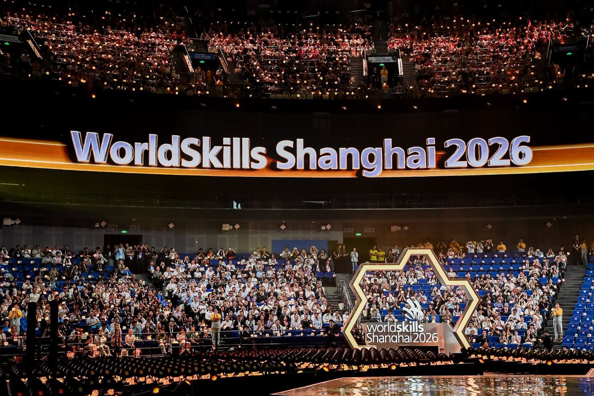 劳工部长出席上海世界技能大赛 推动中柬职业技能合作