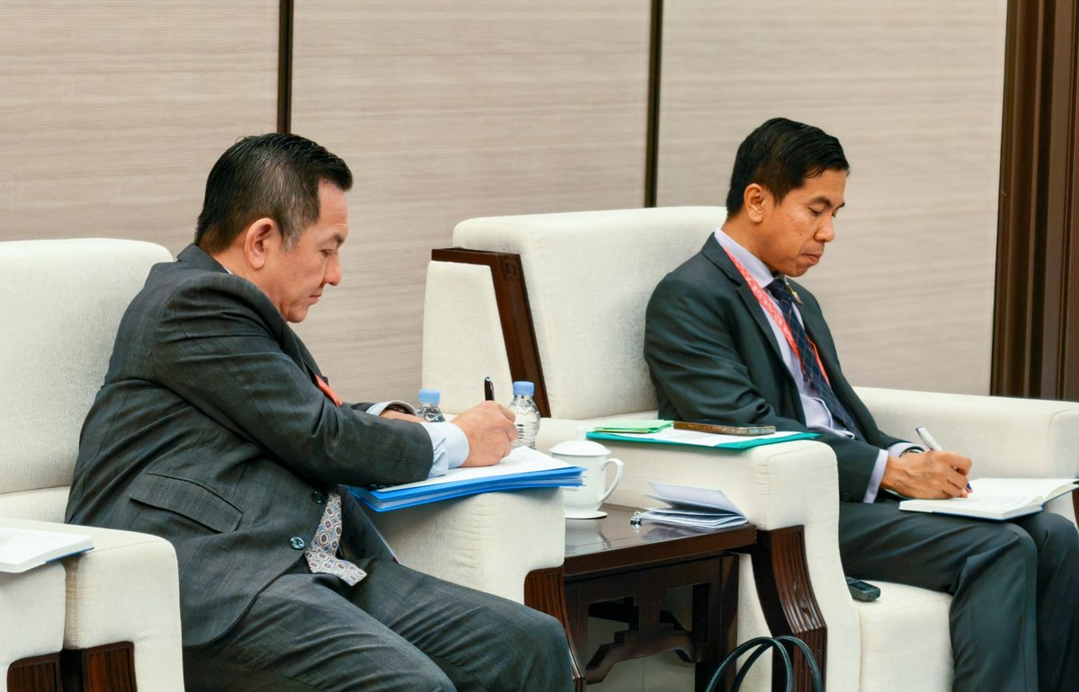 柬埔寨劳工部部长与土耳其劳工部长在上海会晤,讨论劳务合作