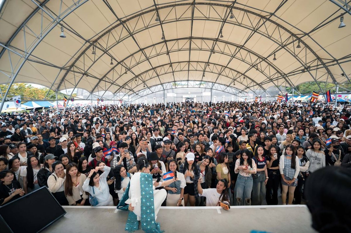柬埔寨劳工部代表赴韩慰问在韩务工人员