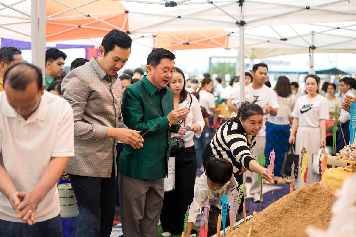 柬埔寨劳工部代表团赴韩国,与当地约1000名柬籍劳工共庆节日