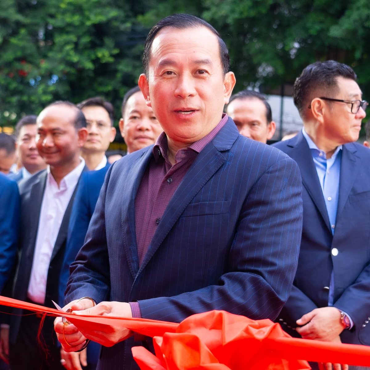 长江餐厅在金边正式开业 旅游部部长出席剪彩