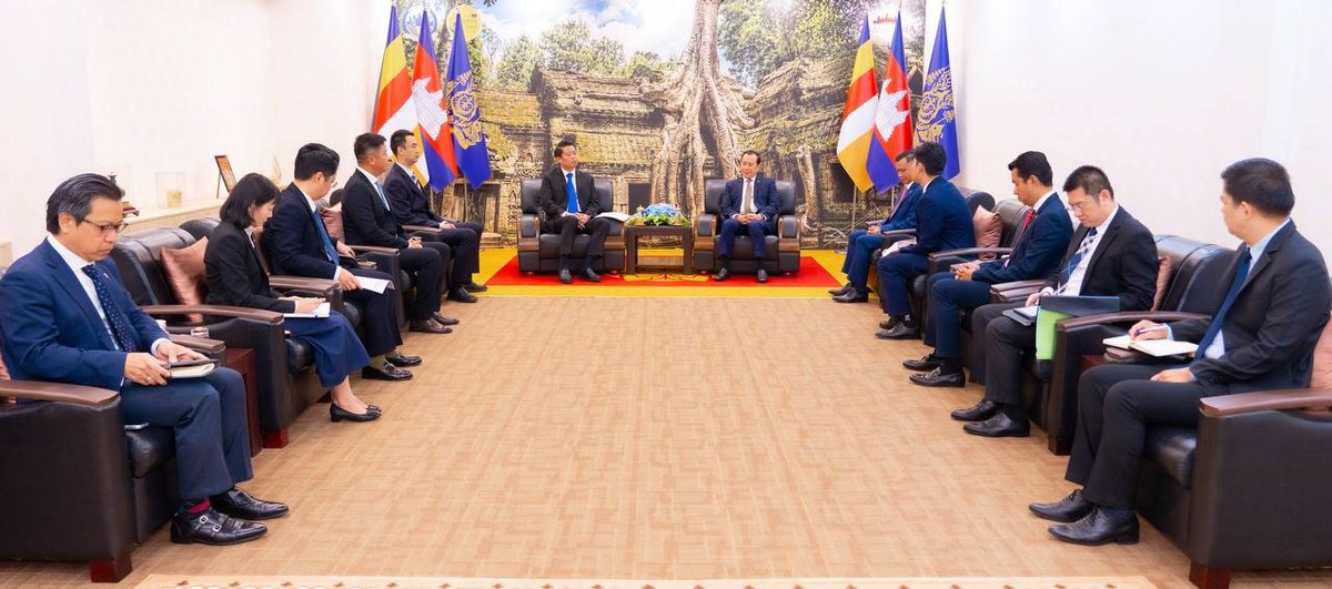 旅游部部长会见相关协会及中国投资者,计划吸引中国电影制作公司