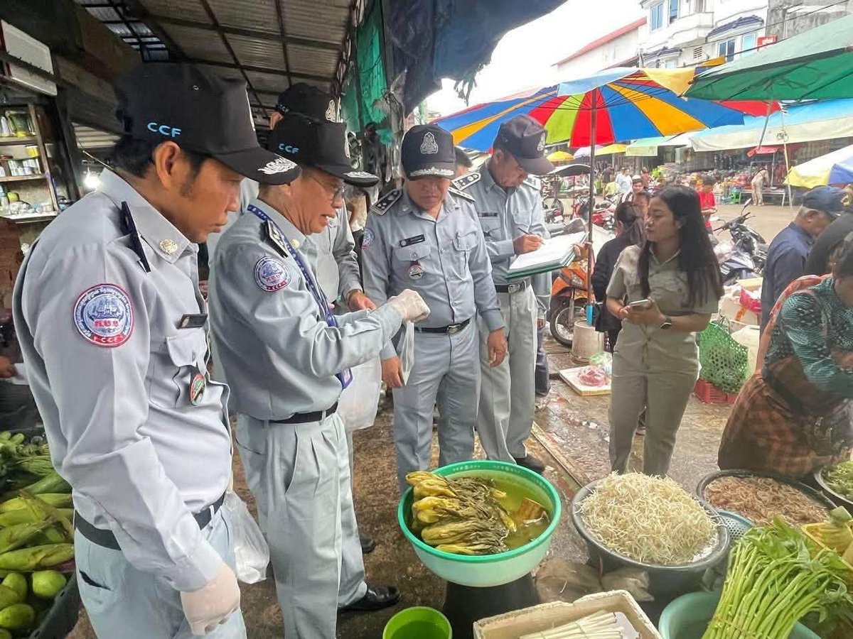 西港大市场21种食品抽检合格 未发现违禁化学物质