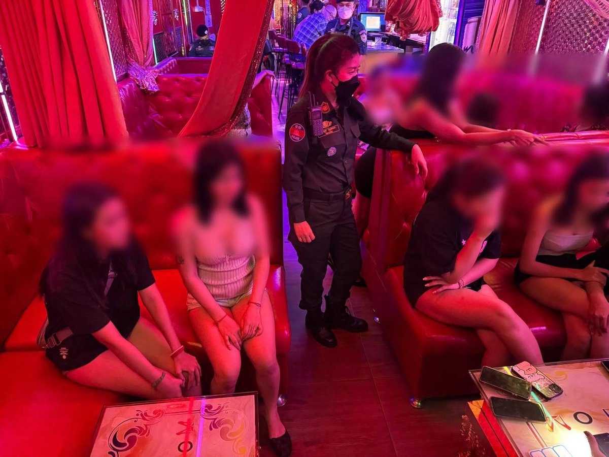 金边警方突袭隆边区娱乐场所 查处涉未成年人案