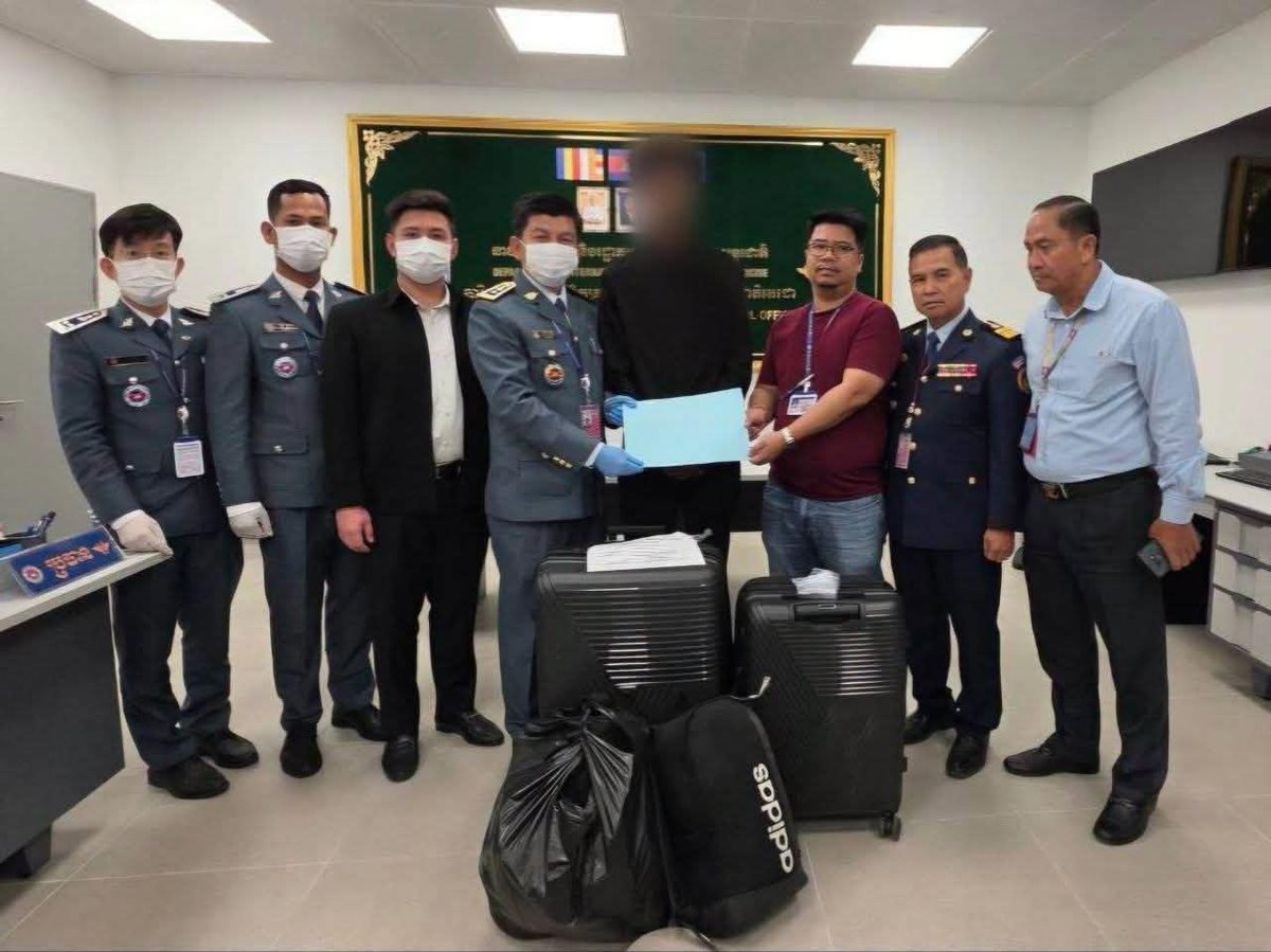 德崇国际机场截获毒品 3名外籍嫌疑人被捕