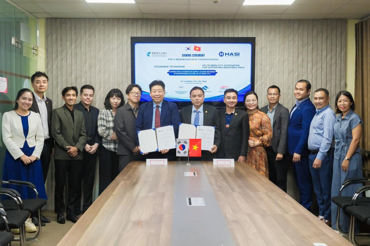 胡志明市工业协会与韩国庆北科技园签署合作