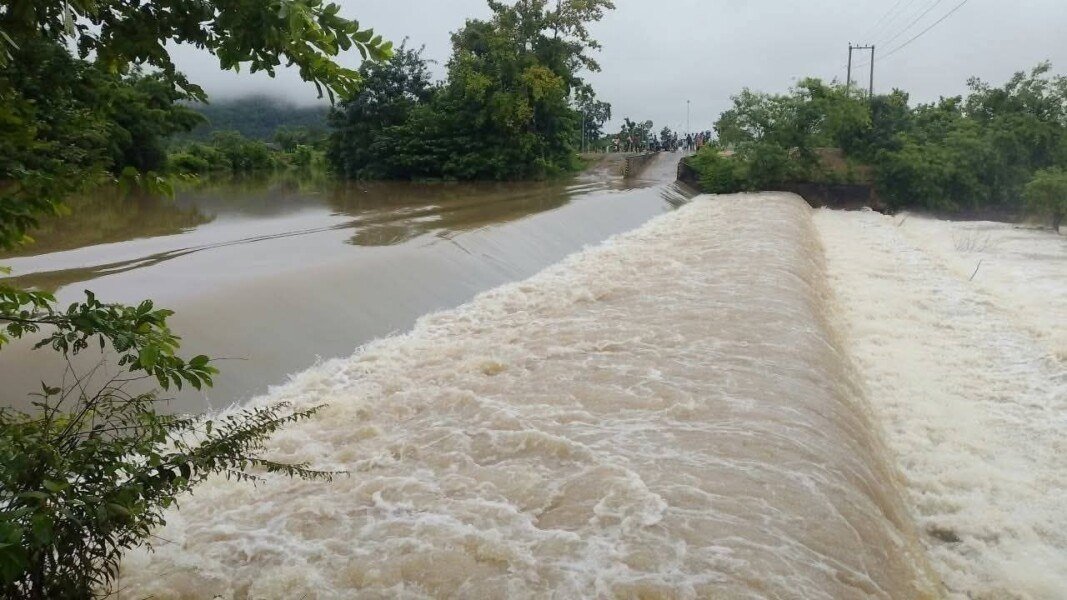 干拉省波昂普尔水坝水位暴涨 当地政府实施交通管制