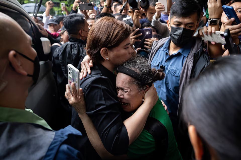 菲律宾副总统Sara Duterte涉嫌威胁总统被捕并保释
