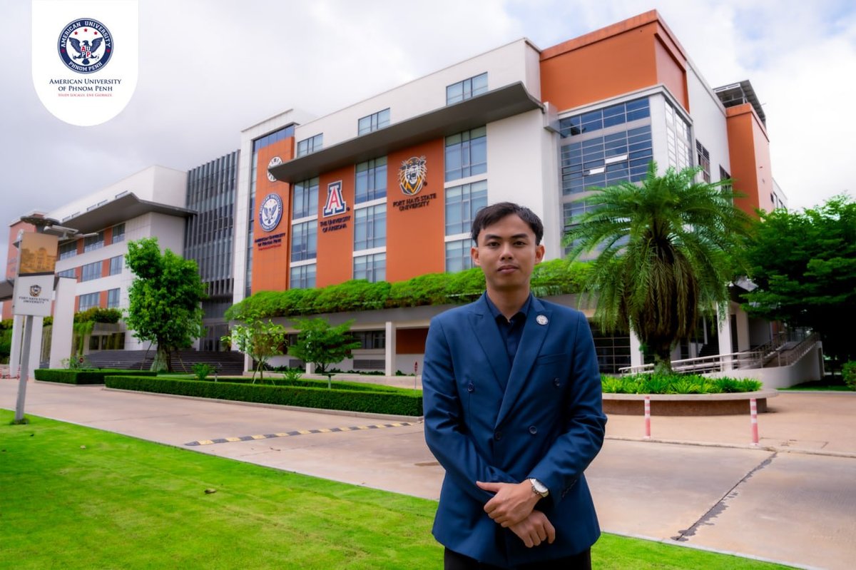 金边美国大学优秀学生Mam Seihareach获月度之星