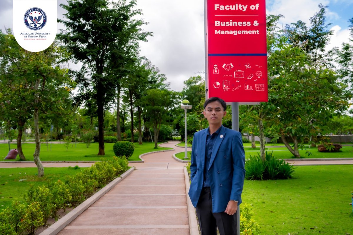 金边美国大学优秀学生Mam Seihareach获月度之星