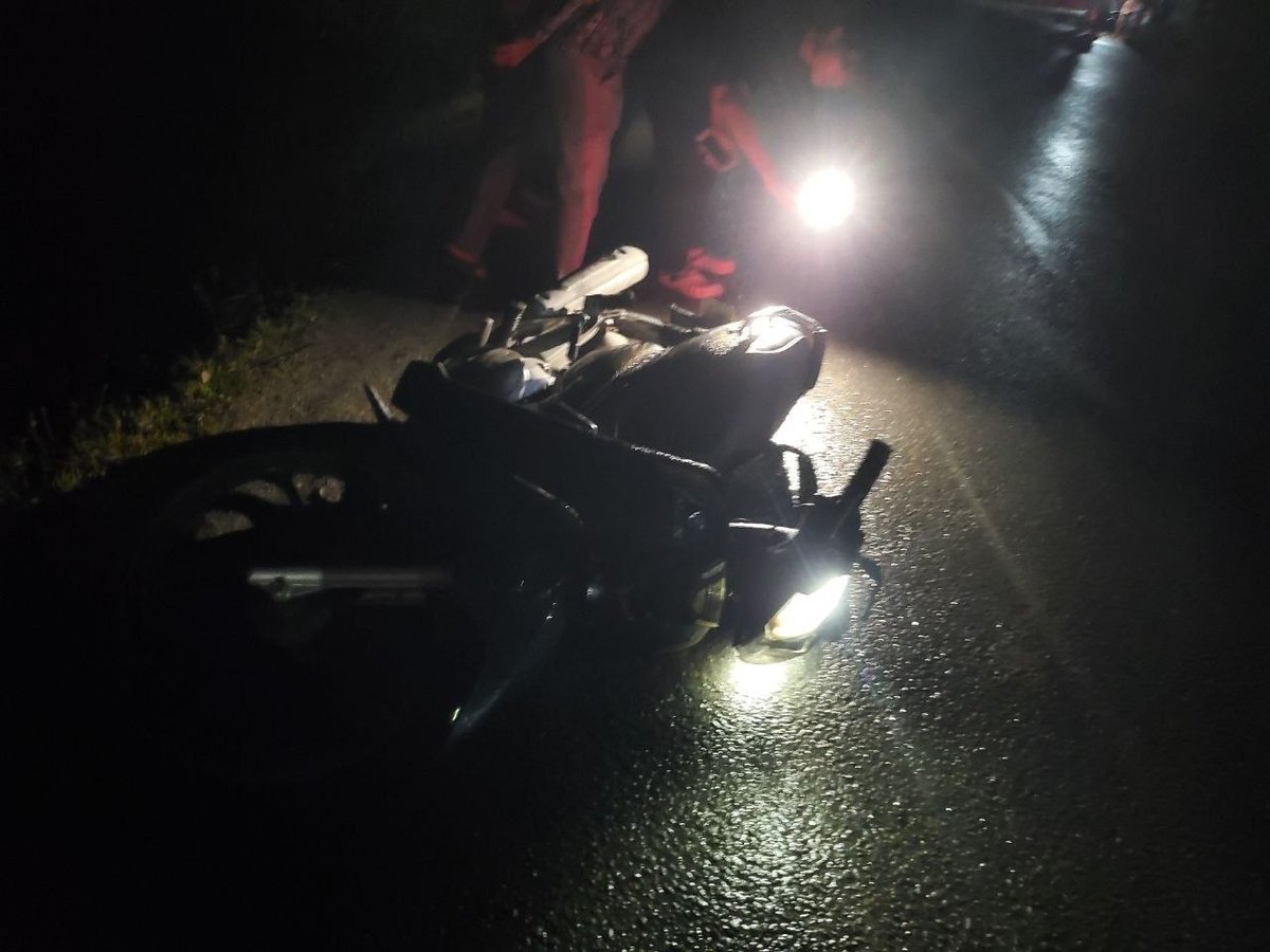 41号公路发生严重车祸 一名男子重伤