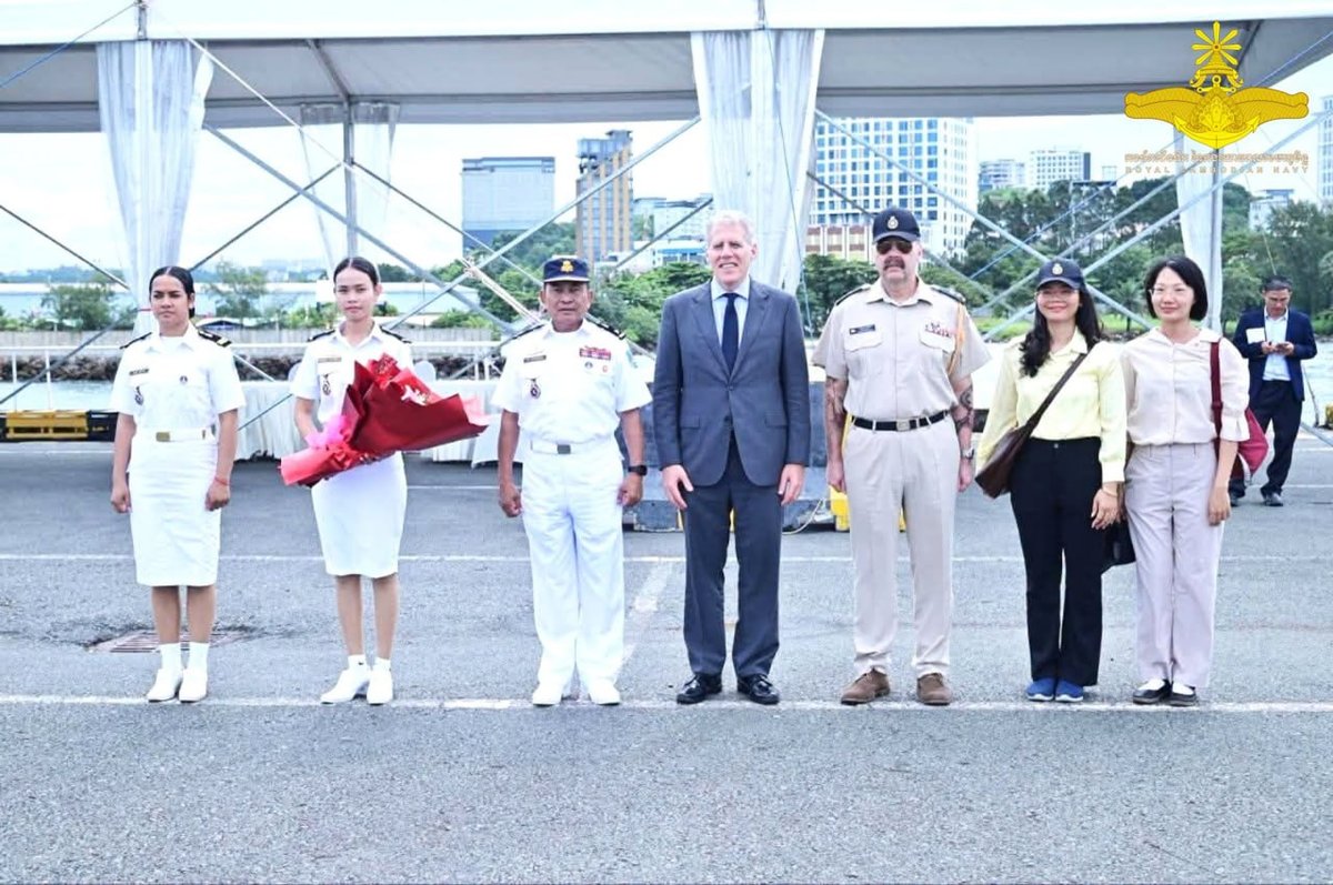 加拿大海军HMCS Regina号访问西港 停留3天