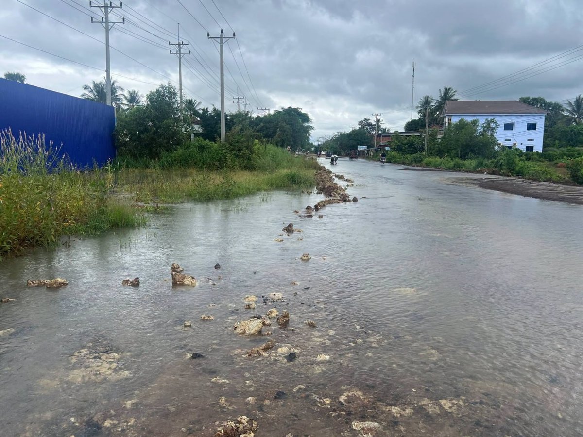 特本克蒙省72号公路路段受损严重 强降雨致路基塌陷