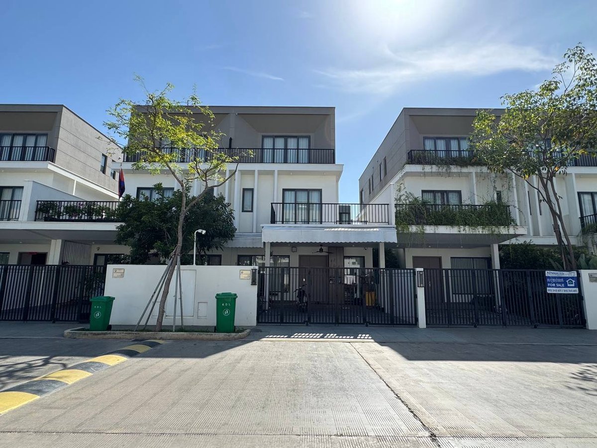 2号公路Chankiri小区双拼别墅出租 月租$1500