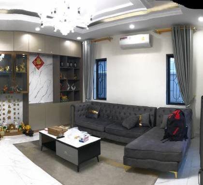 永旺2附近别墅出租 月租$1080家具齐全