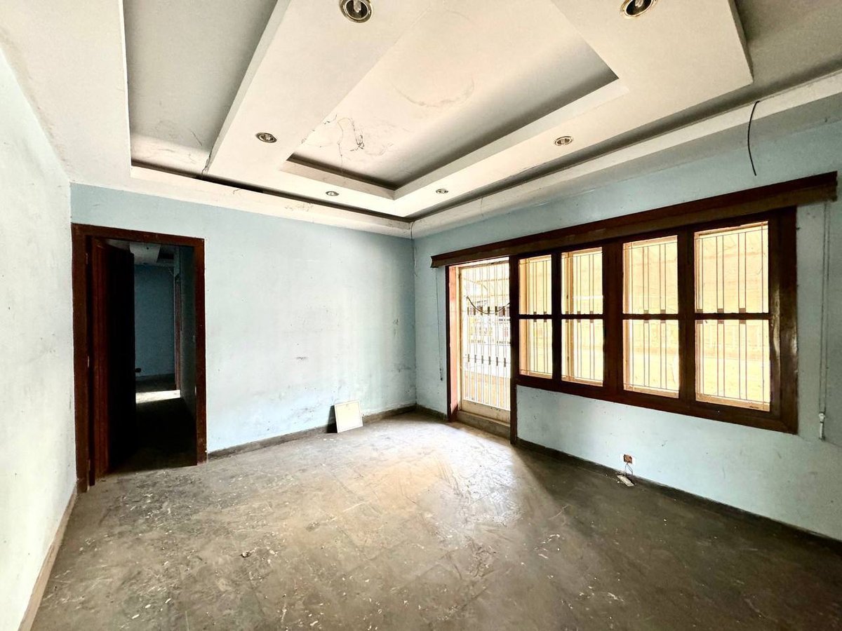 永旺1附近双层店面招租 月租$3000 建筑面积306平