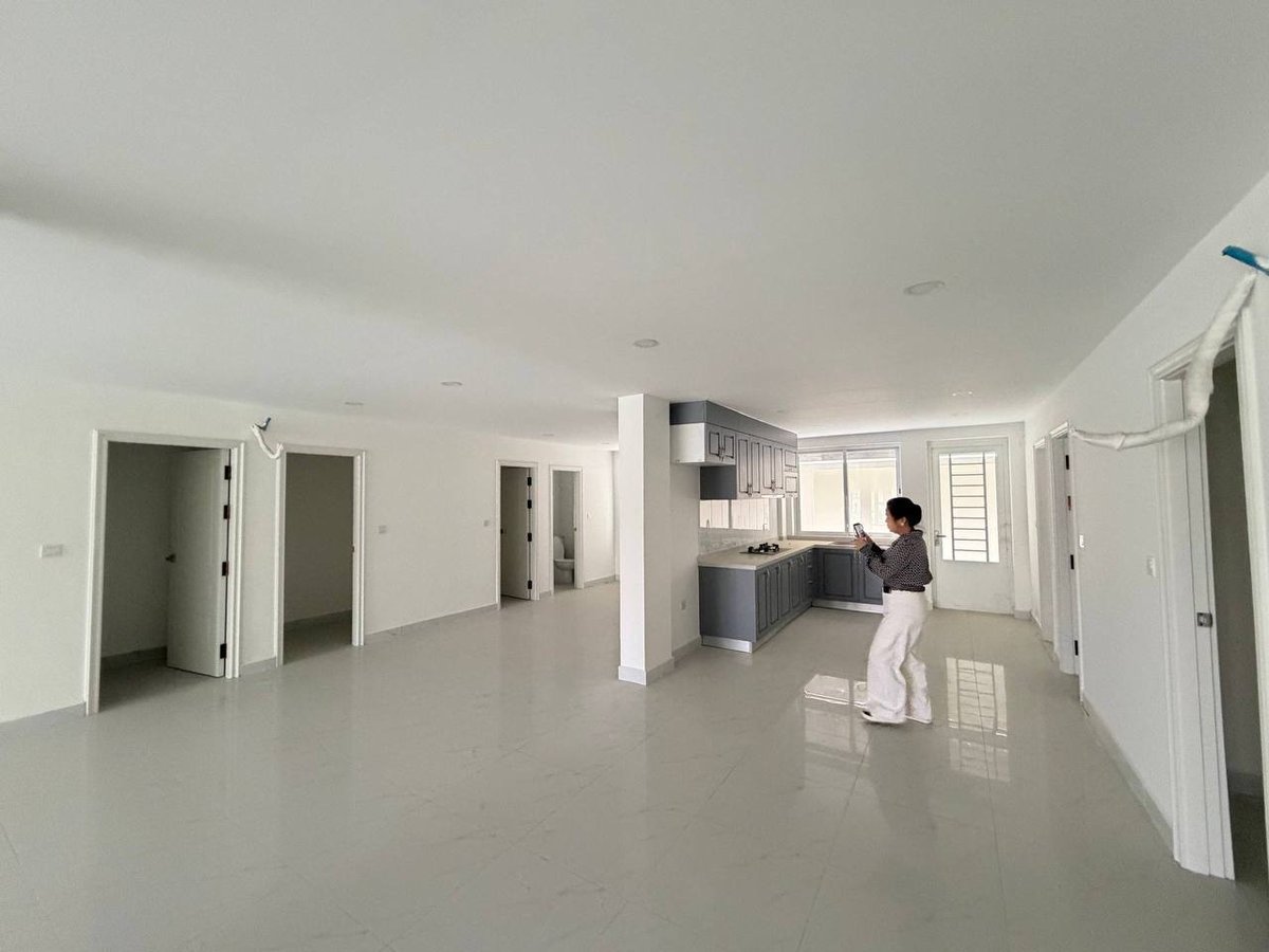 金边旧机场奥凯德小区双排屋出租 月租$2500
