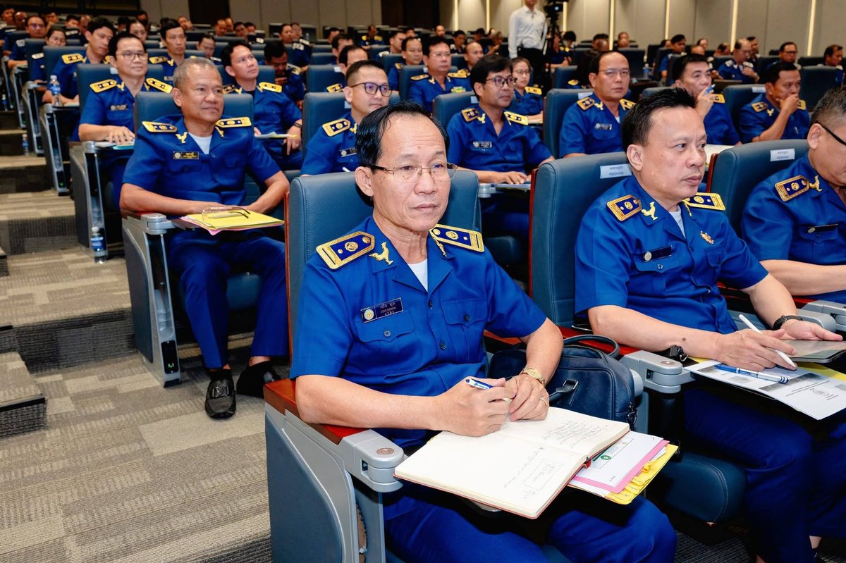 税务总局召开8月税收总结会 关威宝主持会议