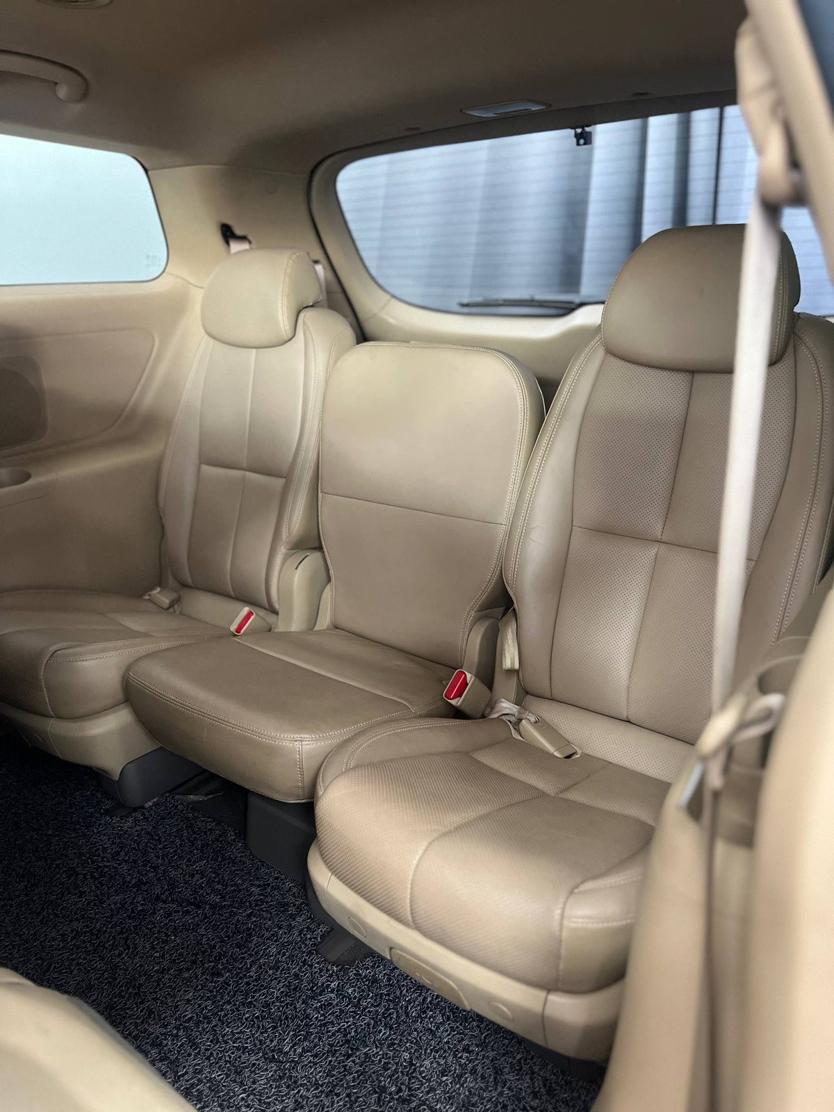 Kia Carnival 2019款二手车转让 里程4万公里