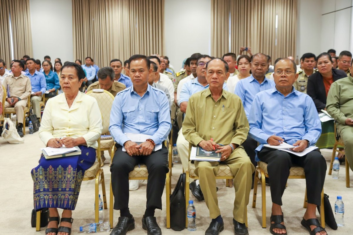 暹粒省社保局举办公务员社保福利宣讲会