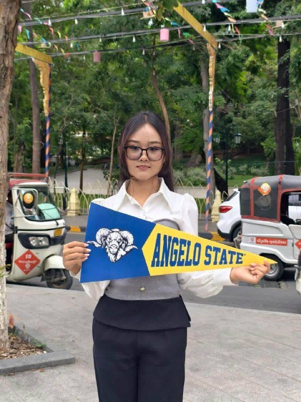 皇家金边大学1+3留学项目学生获赴美签证