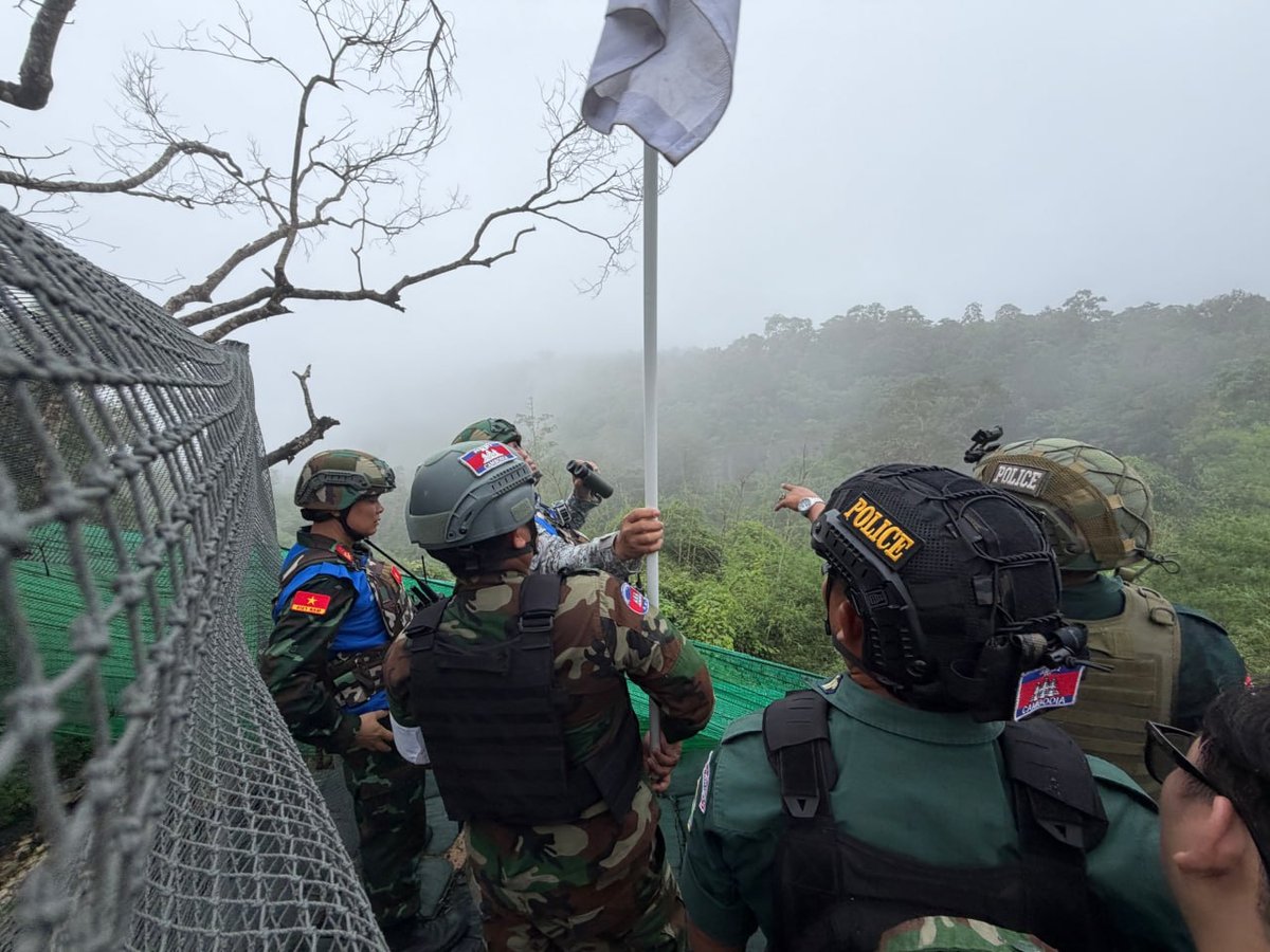 柬埔寨国防部发布柏威夏寺考察英文新闻通稿