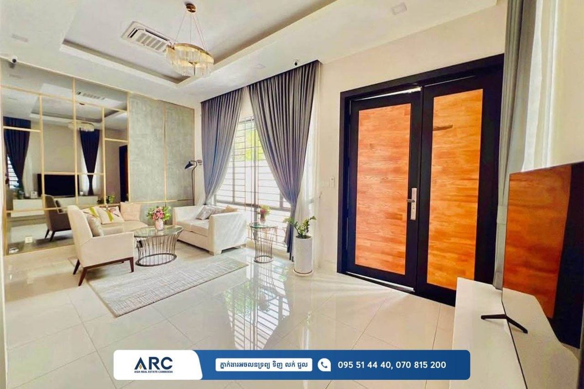 6A公路新世界小区双拼别墅出售 总价$16.5万