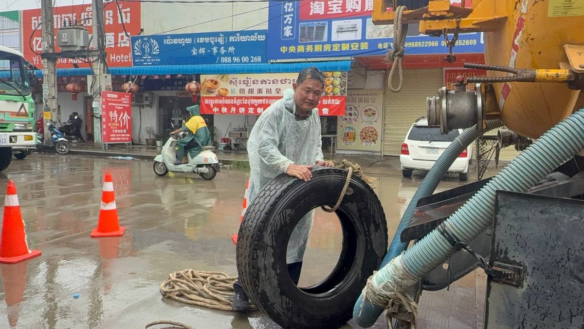 波森芷区开展防洪清淤工程 重点疏通ព្រៃទា路段