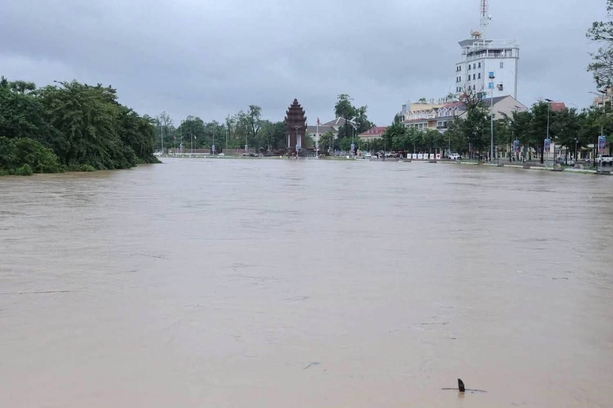 马德望苏庆大桥因暴雨受损 临时禁止通行