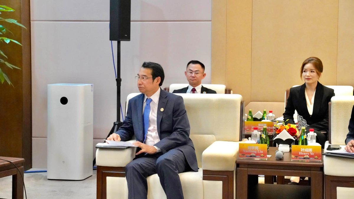 柬埔寨代表团考察比亚迪 寻求电动汽车投资合作