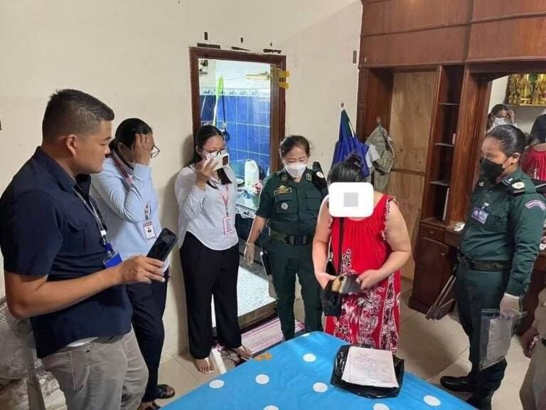 金边警方突袭按摩店 救出4名未成年女孩