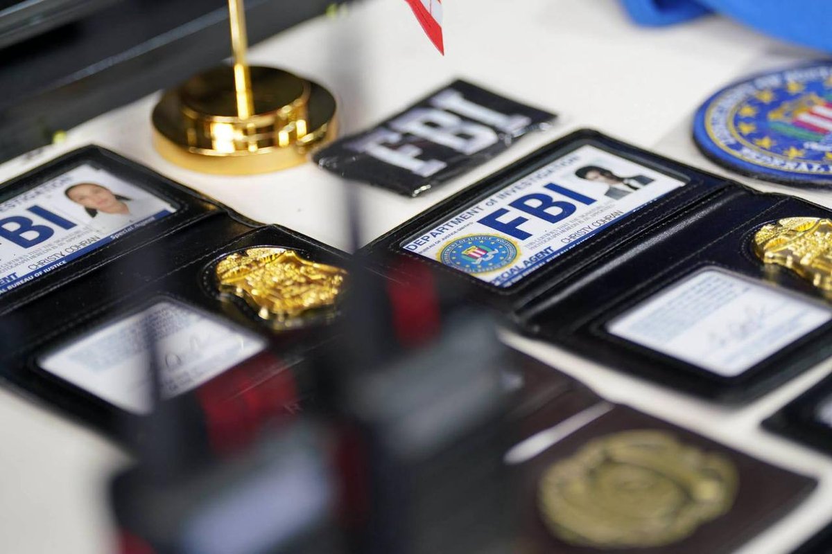 金边市警察局公开打击网诈物证 披露诈骗作案手段