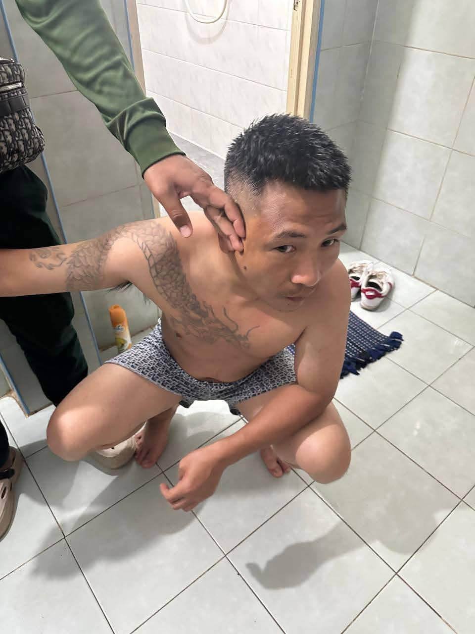波贝警方抓获一名中国籍持刀抢劫嫌犯 涉嫌抢夺摩托车