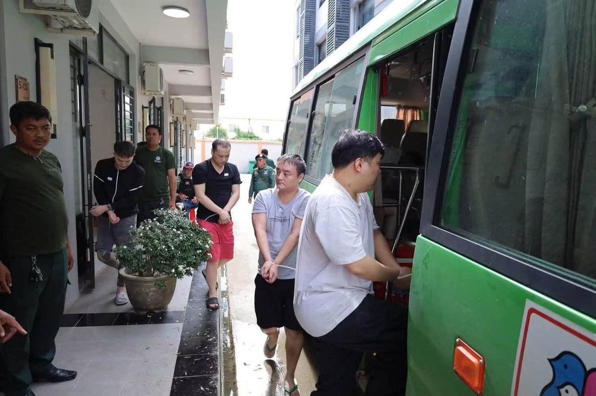 巴域查获35名外籍人员 涉诈排屋园区被临时查封