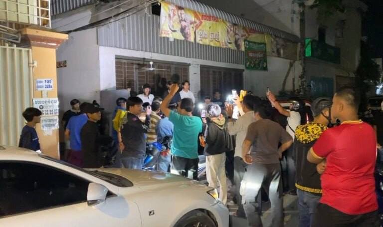 金边森速区发生致命车祸 司机撞死银行保安被捕