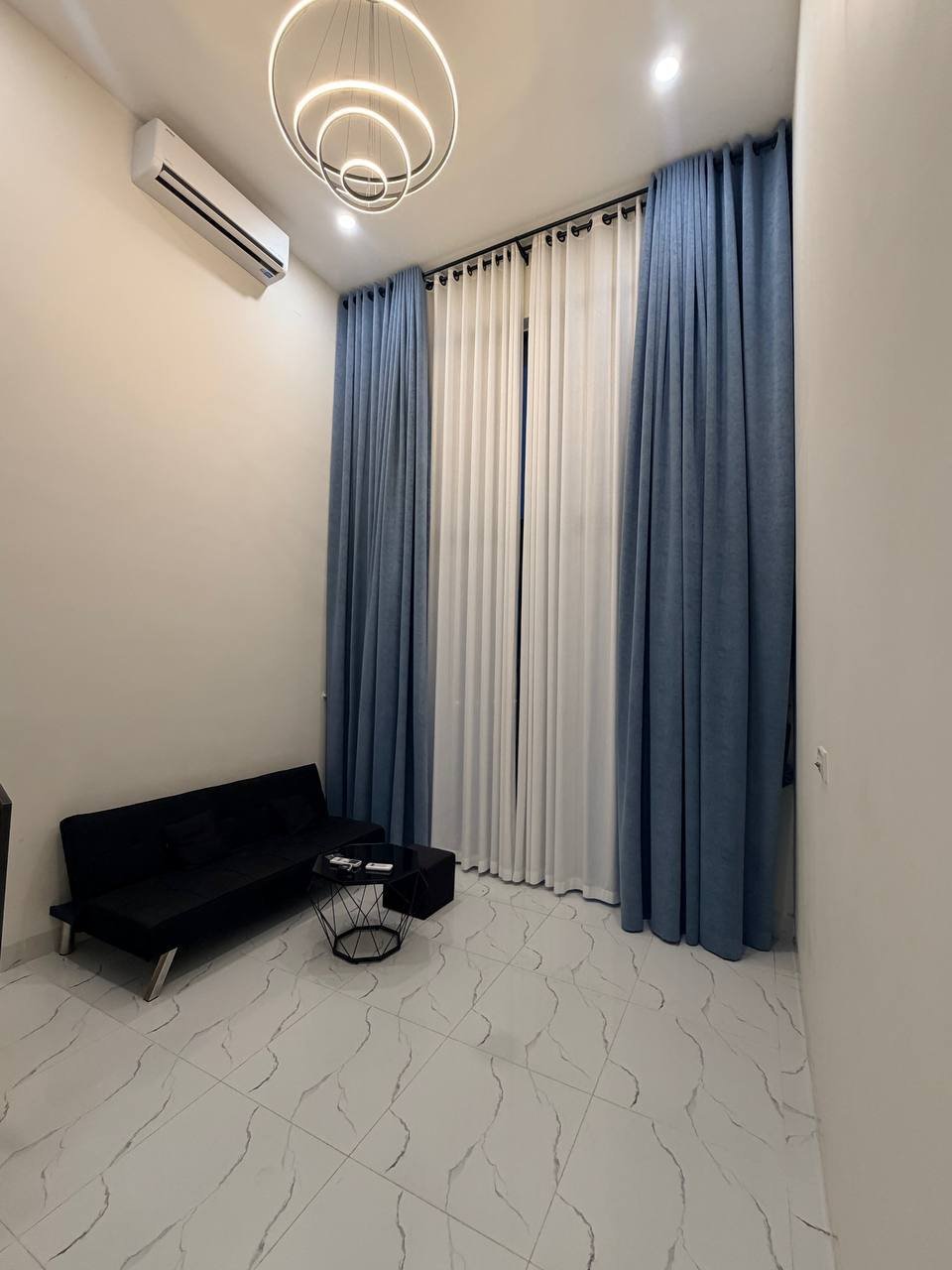 俄罗斯市场附近L Tower公寓招租 月租$350含物业