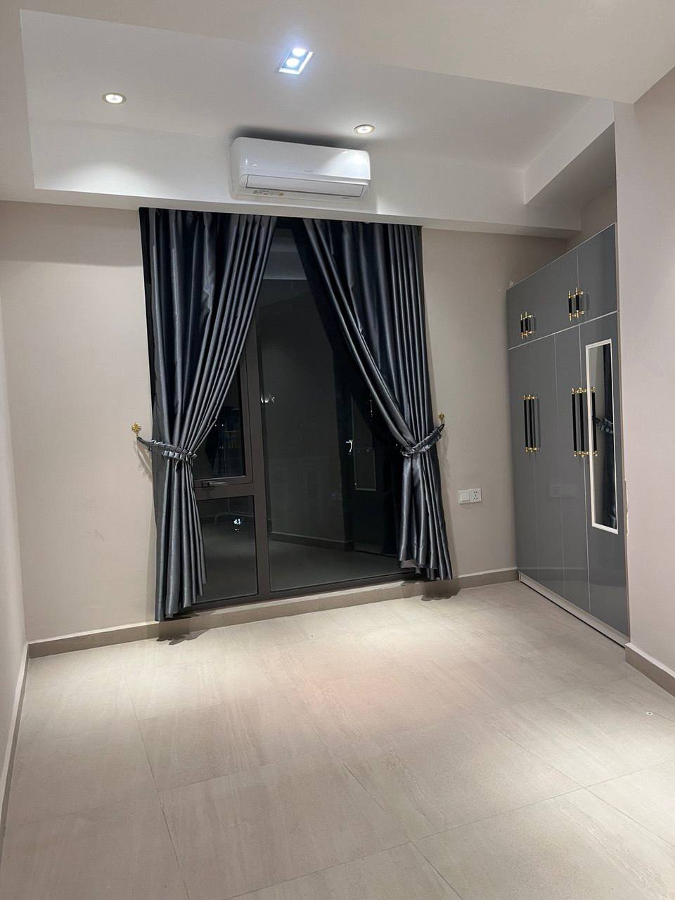 堆谷区BKK时代广场公寓一房一厅转让 月租$400