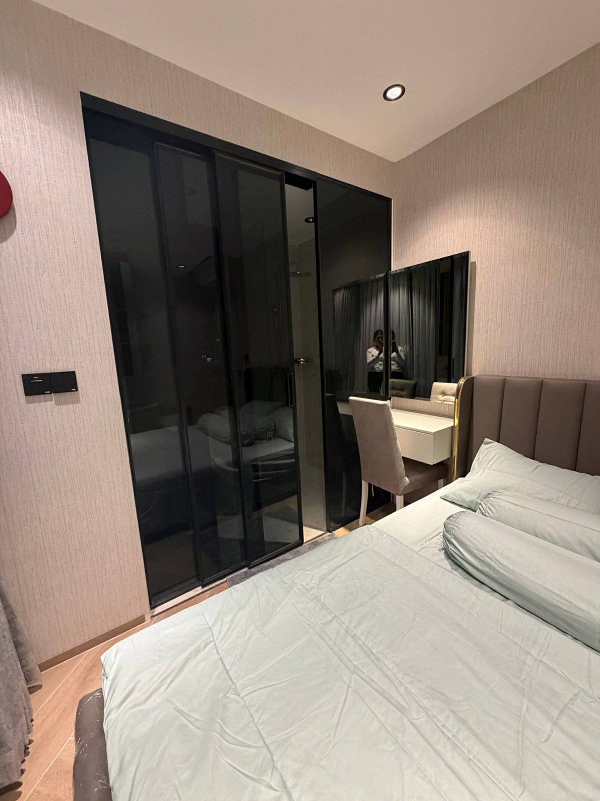 BKK时代广场5公寓一房一厅招租 月租$1000含物业