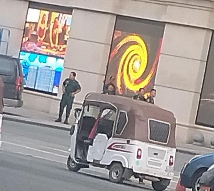 西港蓝色海湾宪兵开展检查 提醒华人注意证件