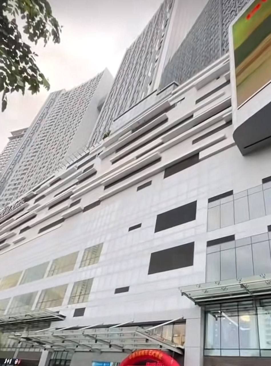 金边钻石岛THE PEAK大厦发生坠楼事件