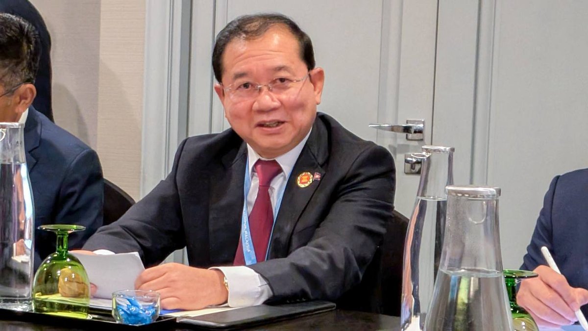 柬埔寨与老挝卫生部在吉隆坡举行双边会谈