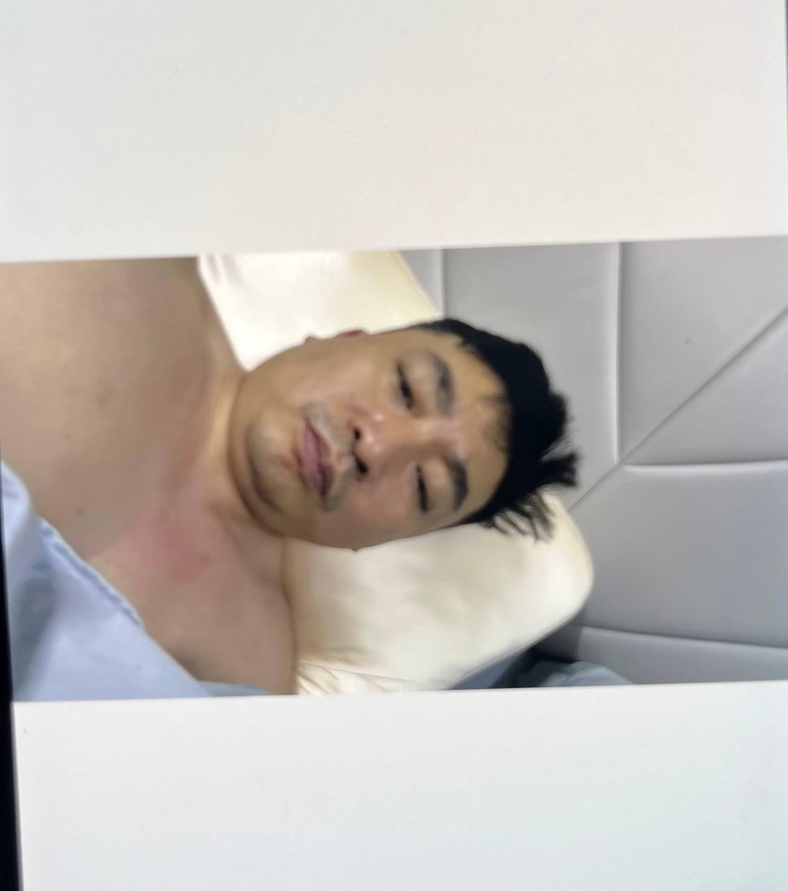 网友发布关于特定人员的追逃警告，提醒滞留缅甸等国人员尽快回国