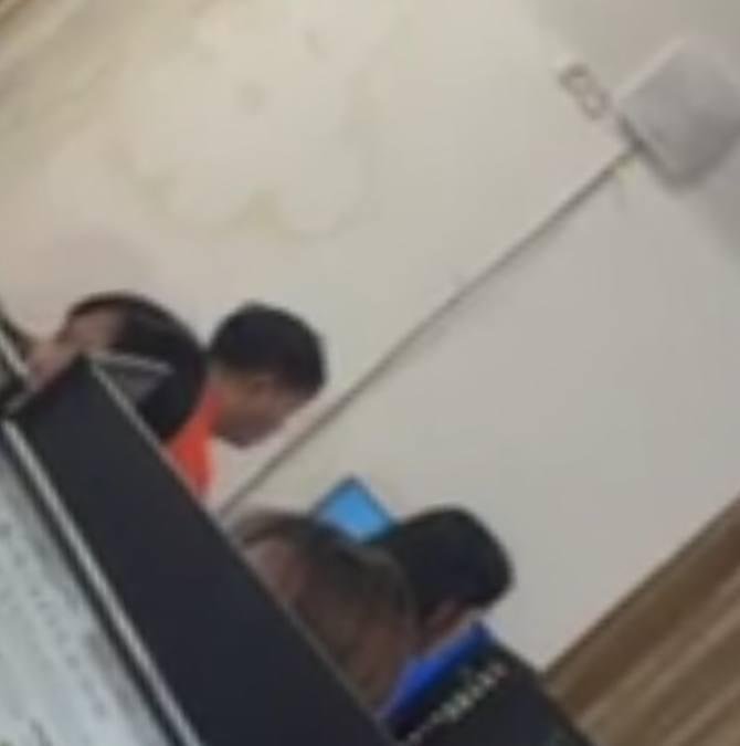 网友爆料新永利别墅区某公司离职扣薪及强制加班