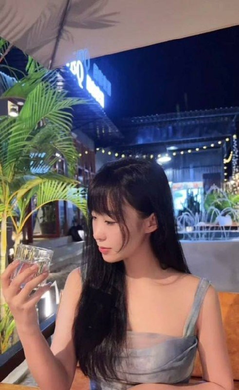 网友投稿曝光网络交友诈骗经历，提醒大家警惕以各种理由索取钱财