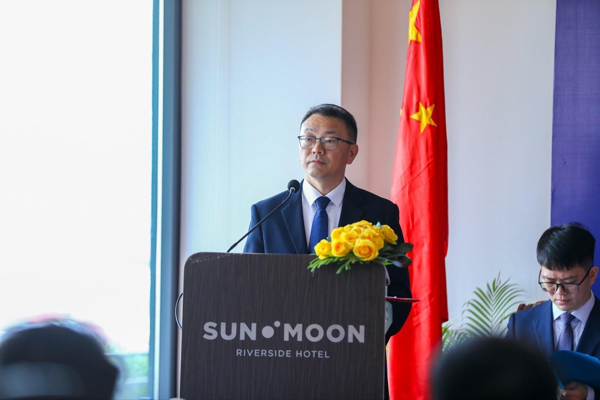柬埔寨发展理事会举办数字经济与智能制造研讨会