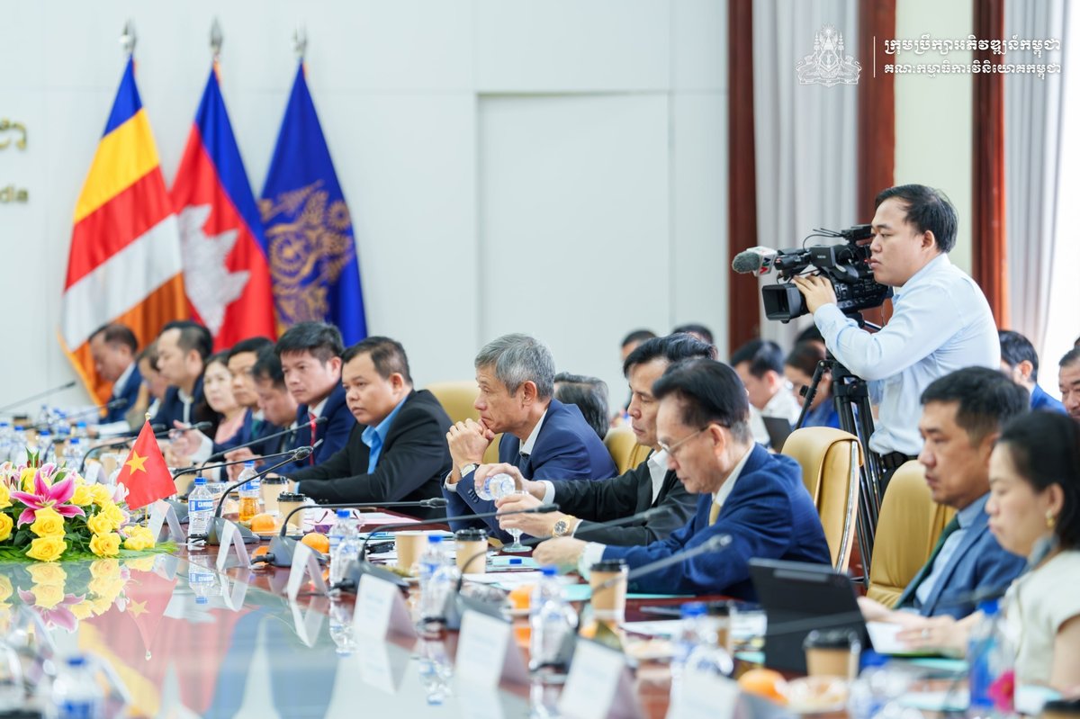 柬埔寨发展理事会与在柬越企举行工作会谈