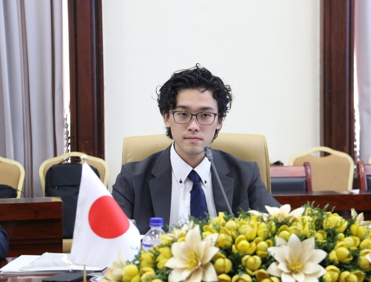柬埔寨发展理事会会见日本东北大学代表团