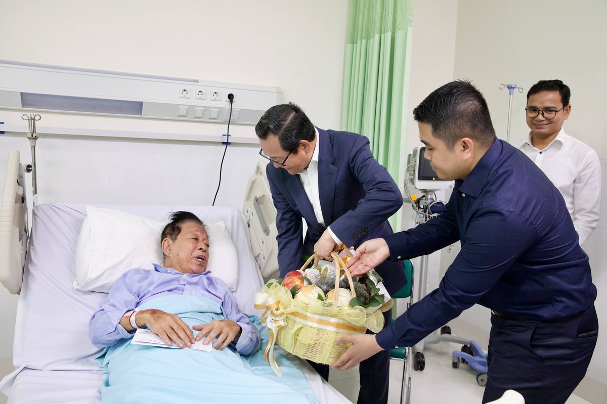 副总理兼司法部长慰问资深法律专家 祝愿早日康复