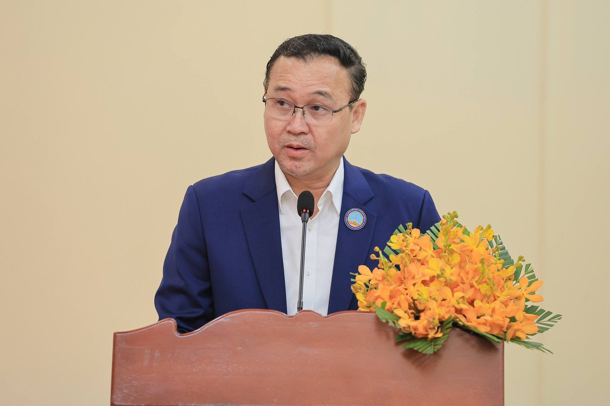 金桑迪出席退伍军人协会会议 讨论社会保障工作