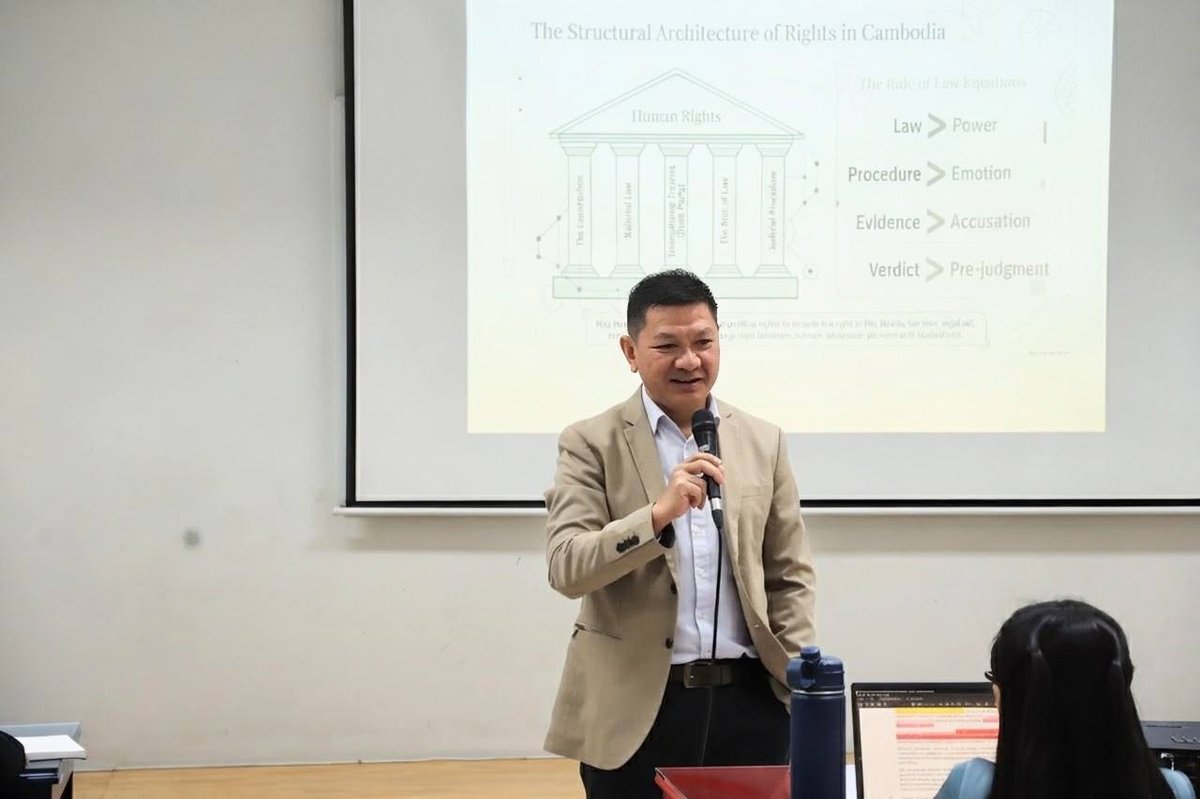 司法部官员为外交部新入职人员开展法律培训